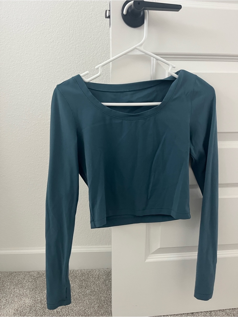 Women’s Long-Sleeve Scoop Neck athletic tops - Teal, Sage, White, Brown small/xs - Picture 2 of 9